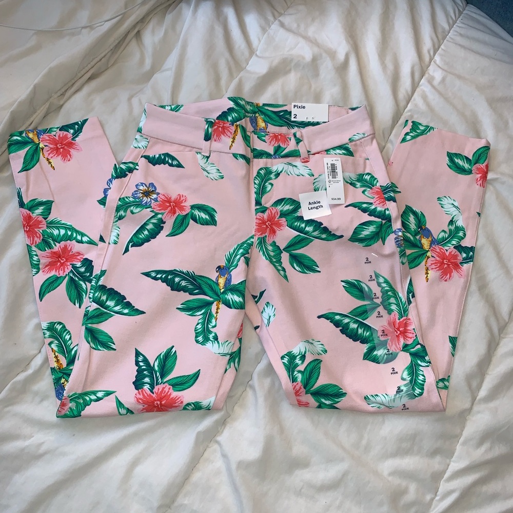 Old navy pixie pants tropical